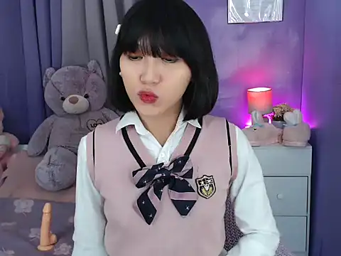 urlovelyfreya online show from 10.31.25