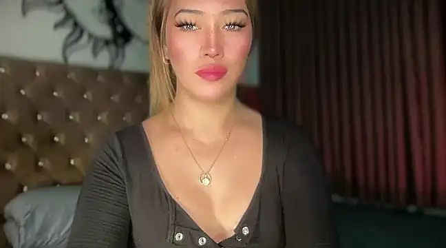 Jasmine Elcock online show from 01.23.25