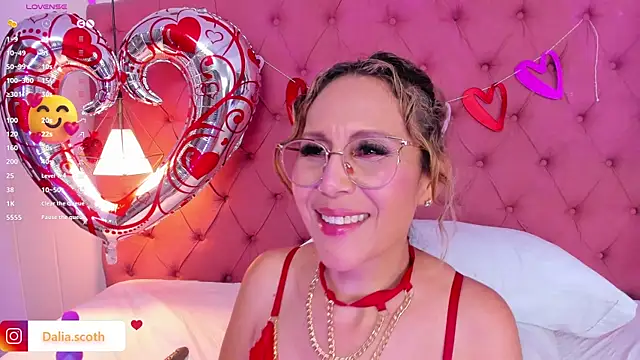 DaliaScoth online show from 02.19.25