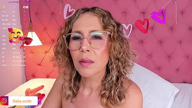 DaliaScoth online show from 02.21.25