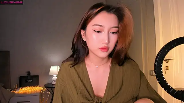 Snapshot of jin__ray chatting on 03.05.25 jin  ray online show from 03.05.25