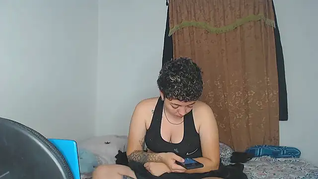 Snapshot of kathy_luisa chatting on 05.30.26 kathy luisa online show from 05.30.26