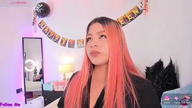 SophieRossi online show from 10.30.25