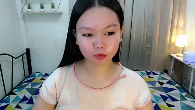 Vivorey Leighn online show from 09.18.25