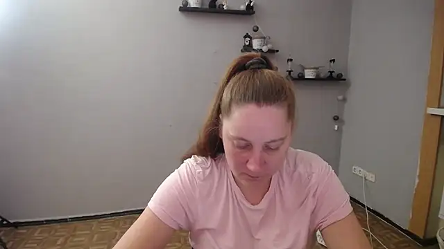 JosieJun  online show from 09.27.25