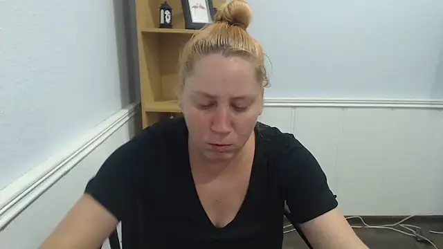 JosieJun  online show from 08.08.26
