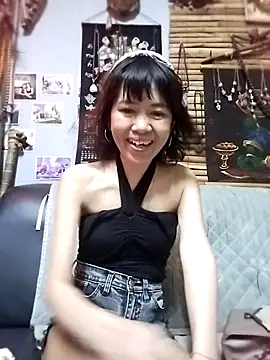 Snapshot of Little_suzy5 chatting on 07.13.26 Little suzy5 online show from 07.13.26