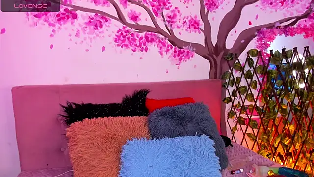 magali 19 online show from 12.02.24