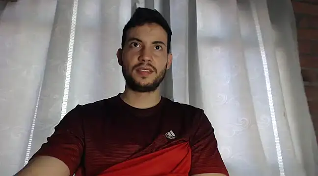 Snapshot of Armando_2002 chatting on 01.19.25 Armando 2002 online show from 01.19.25