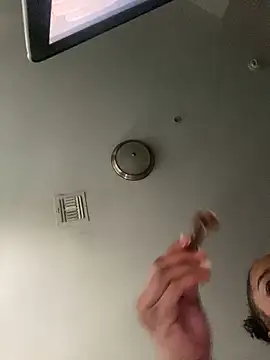 Snapshot of CutieFrmthehood chatting on 01.26.25 CutieFrmthehood online show from 01.26.25