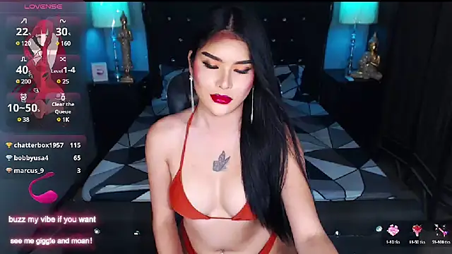 Snapshot of BigCockGODDESS chatting on 02.17.25 BigCockGODDESS online show from 02.17.25