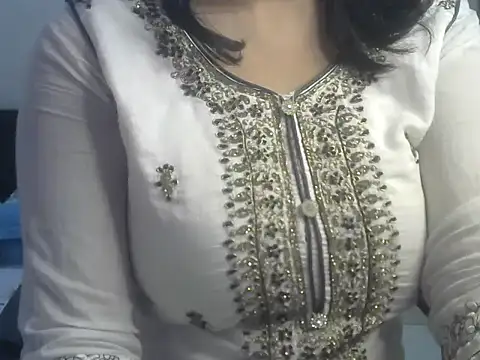 Snapshot of SiaraSiyA chatting on 01.15.25 SiaraSiyA online show from 01.15.25