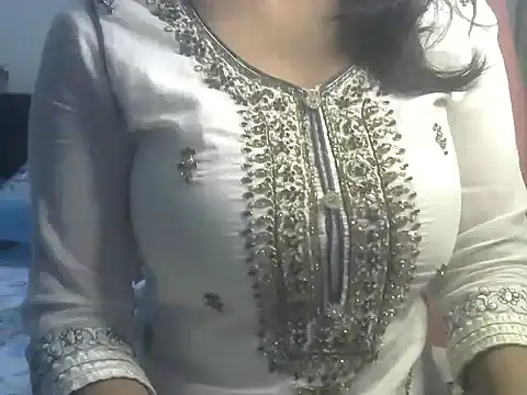 Snapshot of SiaraSiyA chatting on 02.12.25 SiaraSiyA online show from 02.12.25