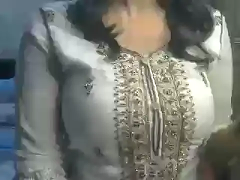 Snapshot of SiaraSiyA chatting on 02.28.25 SiaraSiyA online show from 02.28.25