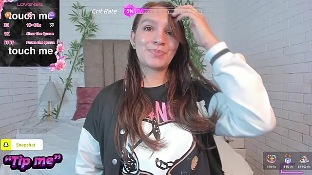 miataylorr1 online show from 01.13.25