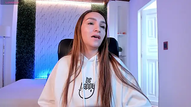 miataylorr1 online show from 10.21.25