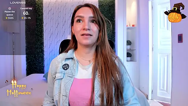 miataylorr1 online show from 10.31.25