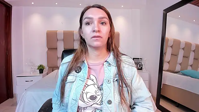 miataylorr1 online show from 11.15.25