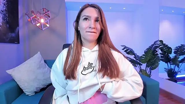 miataylorr1 online show from 11.22.25