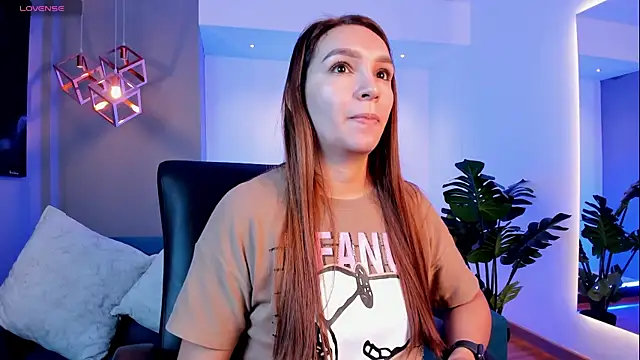miataylorr1 online show from 04.27.26