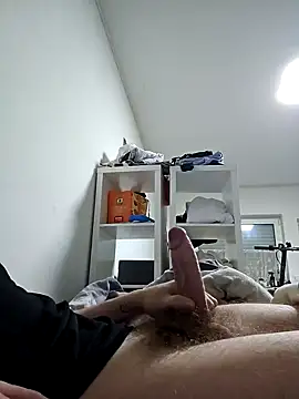 Snapshot of BigJuicy18cm chatting on 01.26.25 BigJuicy18cm online show from 01.26.25