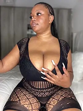 Hyra Ari online show from 02.08.26