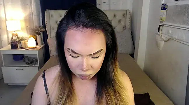 RebecaNextToYou online show from 01.11.25