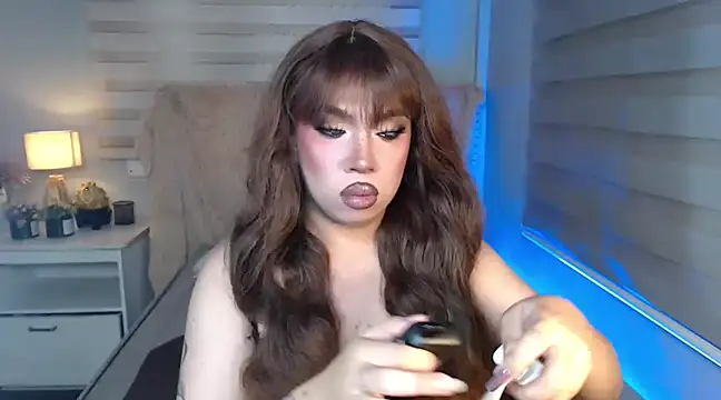 RebecaNextToYou online show from 03.05.25