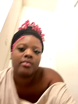 Snapshot of Indigo-love23 chatting on 11.16.25 Indigo-love23 online show from 11.16.25