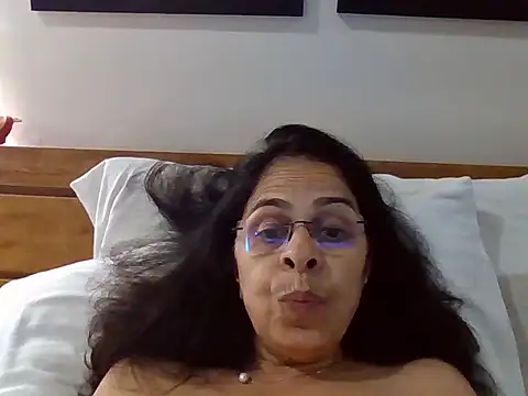 Susannemilf online show from 09.18.25