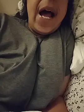 Susannemilf online show from 02.25.26