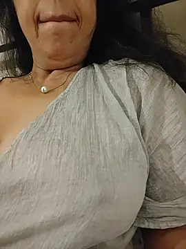 Susannemilf online show from 03.28.26