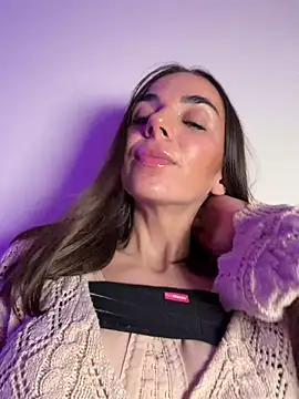 Bad Giorgia online show from 12.14.25