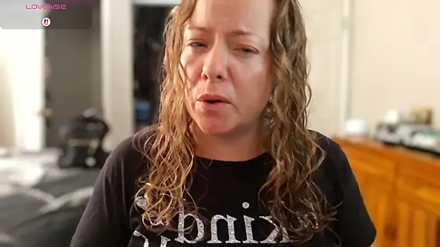 julimonroe online show from 09.09.25