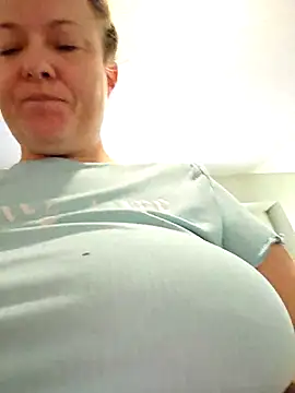 julimonroe online show from 01.13.26