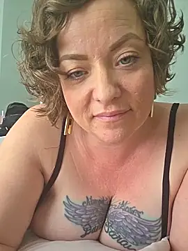 julimonroe online show from 04.27.26