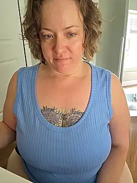 julimonroe online show from 06.04.26