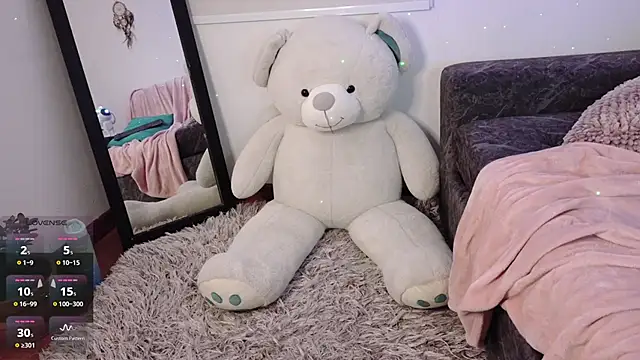 Lia Tinez online show from 09.20.25