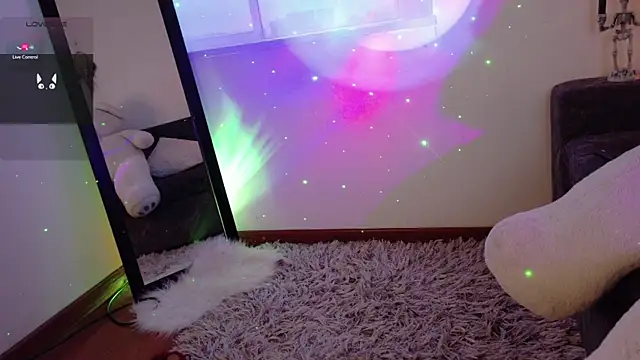 Snapshot of Lia_Tinez chatting on 10.11.25 Lia Tinez online show from 10.11.25