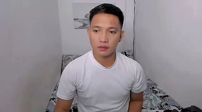 Snapshot of xSebastian19 chatting on 02.10.25 xSebastian19 online show from 02.10.25