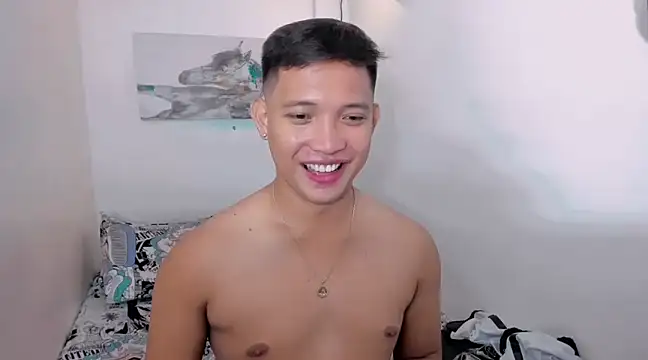 Snapshot of xSebastian19 chatting on 02.25.25 xSebastian19 online show from 02.25.25