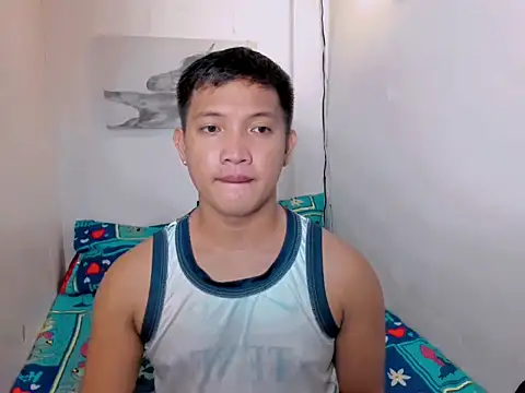 Snapshot of xSebastian19 chatting on 10.16.25 xSebastian19 online show from 10.16.25