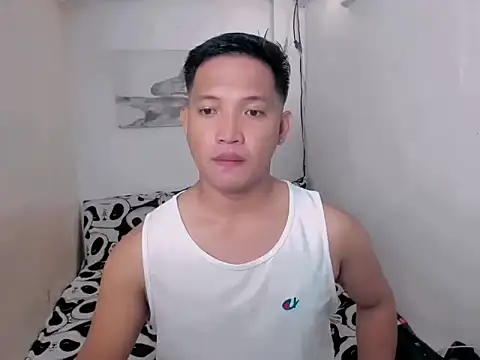 xSebastian19 online show from 07.10.26