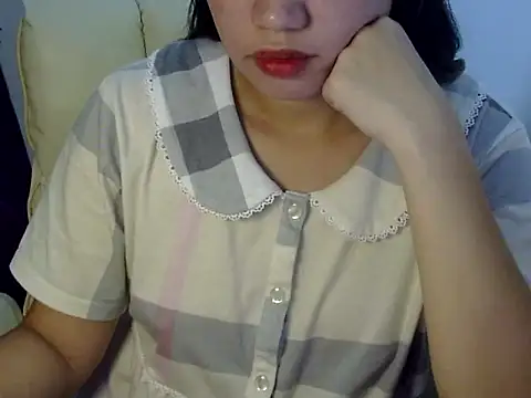    zurIII09  online show from 09.21.25