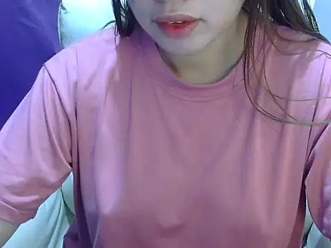 Snapshot of ___zurIII09_ chatting on 02.08.26 zurIII09 online show from 02.08.26