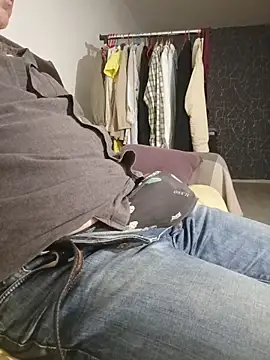 Saysomething3 online show from 11.21.25