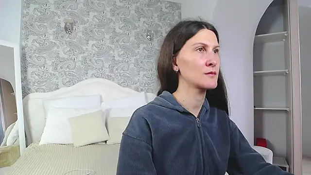 Snapshot of Mistress_Pamela chatting on 10.16.25 Mistress Pamela online show from 10.16.25