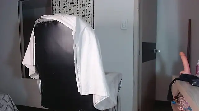 DanielaDuff online show from 02.23.25