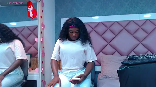 DanielaDuff online show from 11.01.25