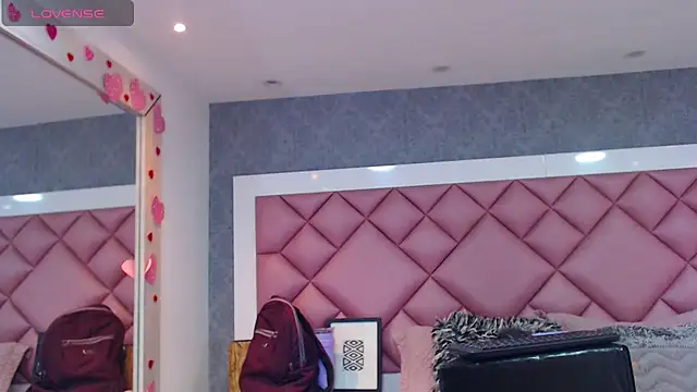 DanielaDuff online show from 06.24.26